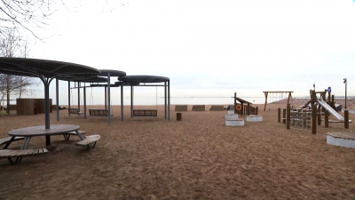 В Красносельском районе проверили ход благоустройства Жемчужного пляжа