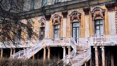 В Петербурге приступили к капремонту заброшенной усадьбы Демидовых