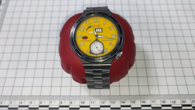 Вернувшийся из Польши Россиянин нарвался на уголовное дело из-за часов на руке