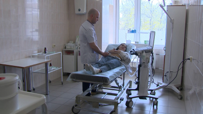 «Счёт шёл на месяцы»: мама-донор из Петербурга подарила взрослой дочери вторую жизнь, пересадив часть своей печени