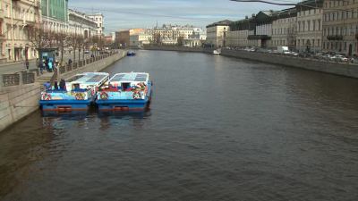 В Петербурге изменили правила прохода теплоходов под мостами