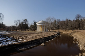 В Павловске отреставрировали «Храм дружбы»