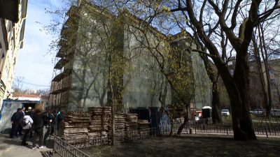 Денис Удод провел рабочий объезд объектов капитального ремонта в Василеостровском районе