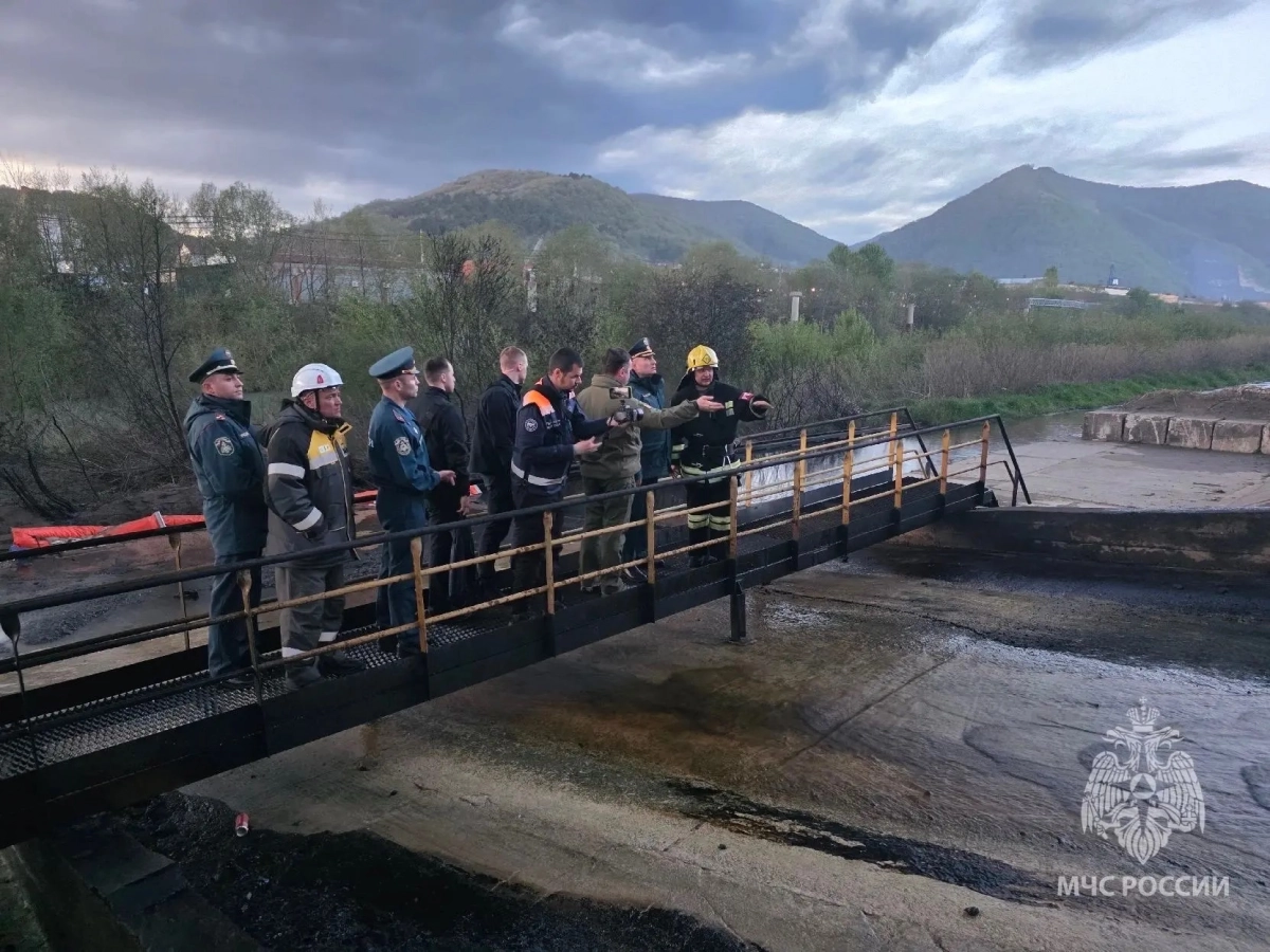 Оперштаб: В Туапсе локализовали возгорание на НПЗ - tvspb.ru