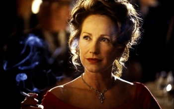 «Французский кинематограф скорбит»: на 78-м году жизни скончалась актриса Натали Бай