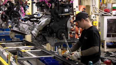 Роботизация производства и инновации: Как развивается промышленность Петербурга