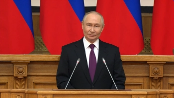 Владимир Путин выступил на заседании Совета законодателей России