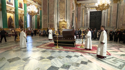 Как Петербург прощается с дирижером Сергеем Стадлером