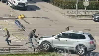 В «Солнечном городе» лихач устроил погром, едва не сбив пешеходов