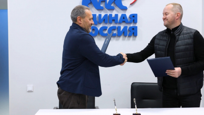 «Единая Россия» и Ленинградская федерация профсоюзов займутся защитой трудовых прав петербуржцев