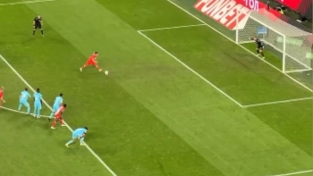 Эсекьель Барко не реализовал пенальти в матче «Зенит» — «Спартак»: видео