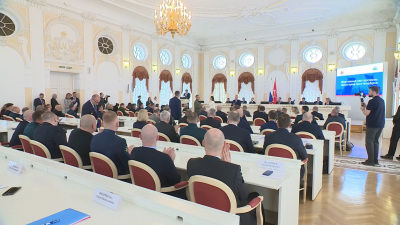 Первой группе слушателей программы «Время героев Санкт-Петербурга» вручили дипломы