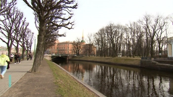 «Ныряющие циклоны» принесут в Петербург похолодание