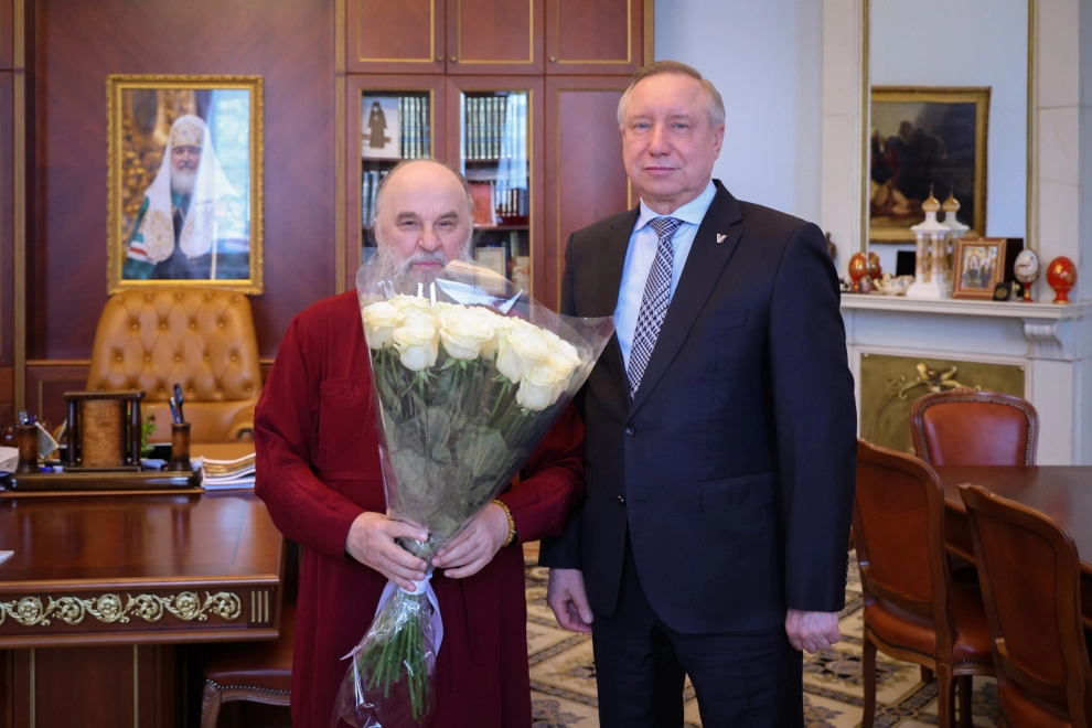 Александр Беглов поздравил митрополита Варсонофия с днем тезоименитства - tvspb.ru