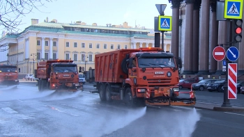 Во время месячника благоустройства в Петербурге приведут в порядок около 30 млн квадратных метров площади