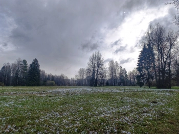 Из-за непогоды 27 апреля Павловский парк закрыли для посетителей