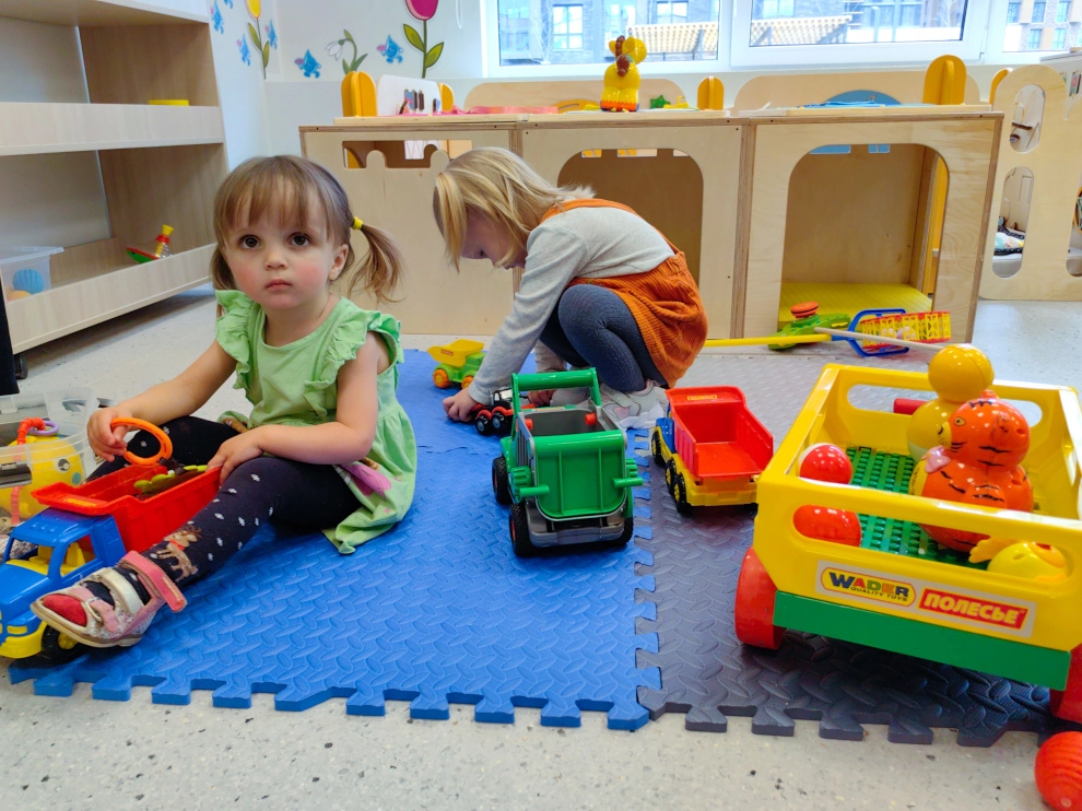 Александр Беглов: До конца 2027 года Петербург планирует обеспечить стопроцентную шаговую доступность ясельных групп - tvspb.ru