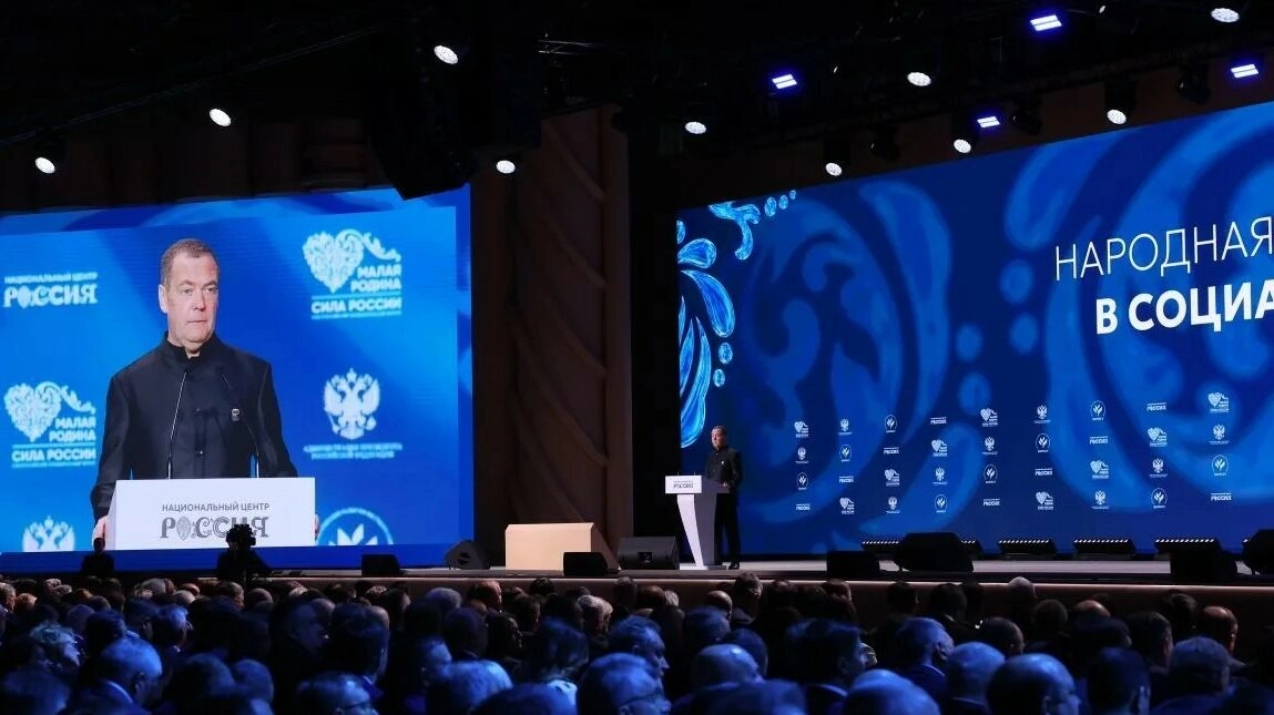 «Единая Россия» включит в новую Народную программу предложения муниципалитетов - tvspb.ru