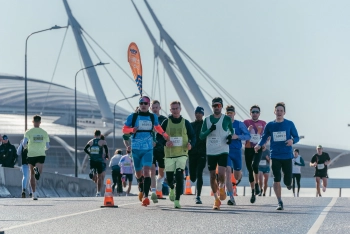 Тысячи спортсменов и любителей примут участие в забеге «Арена Полумарафон»