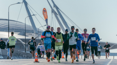 Тысячи спортсменов и любителей примут участие в забеге «Арена Полумарафон»