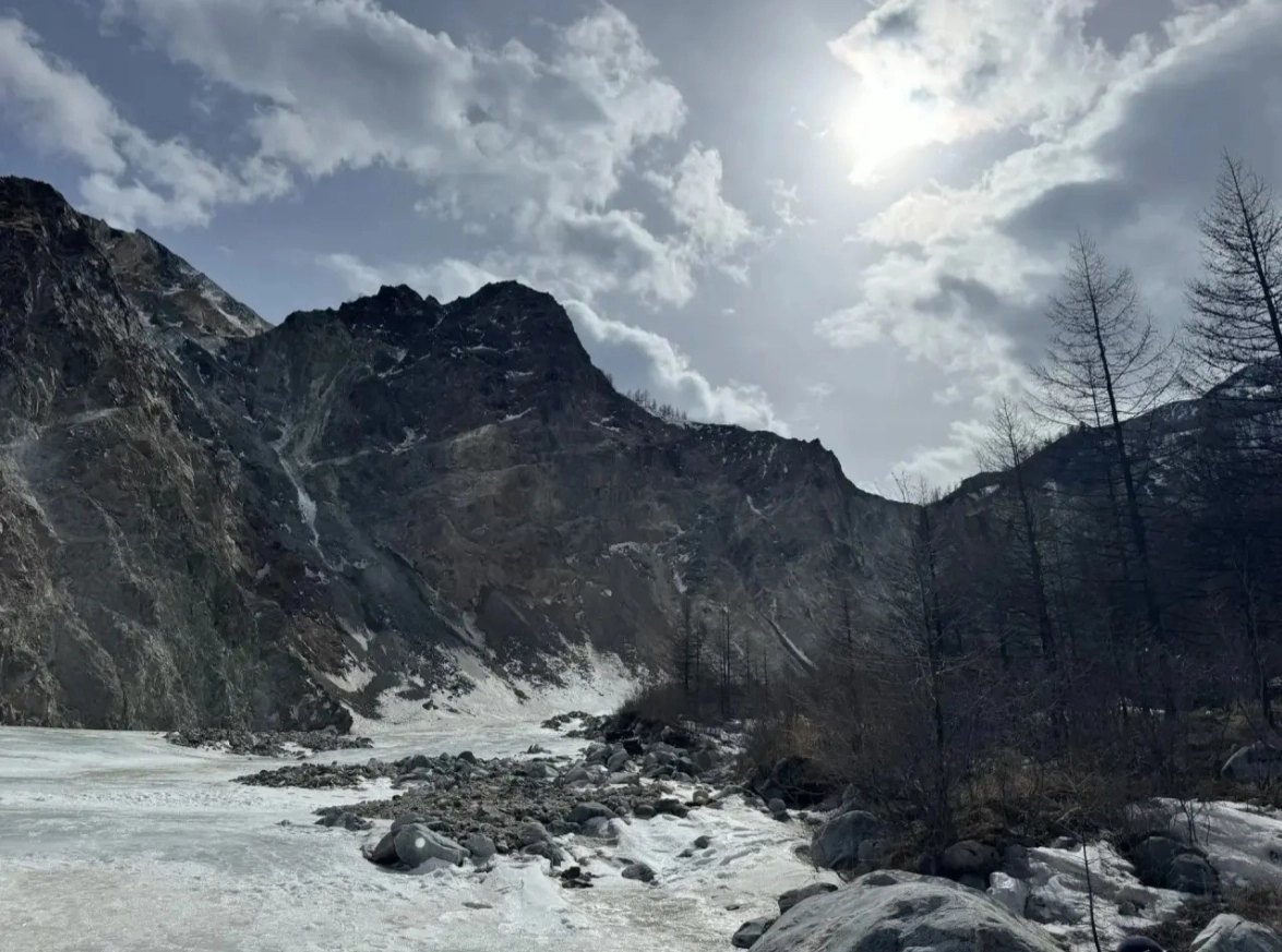 В горах Бурятии семерых туристов из Иркутской области накрыла лавина - tvspb.ru