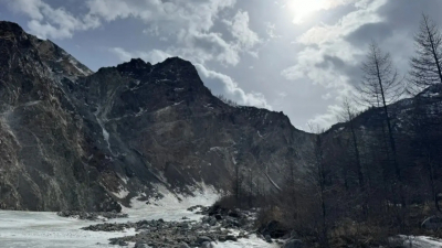 В горах Бурятии семерых туристов из Иркутской области накрыла лавина