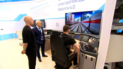 Гости из 50 стран приехали на транспортный форум в Петербург