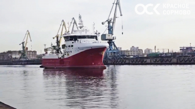 Краболов «Кильдин» отправился из Петербурга в сторону острова Гогланд
