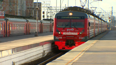 Кирилл Поляков оценил важность запуска тактового движения из Петербурга в Гатчину