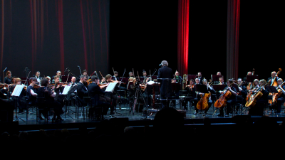 Праздничный концерт ко дню рождения дирижера Александра Канторова состоялся в БКЗ «Октябрьский»