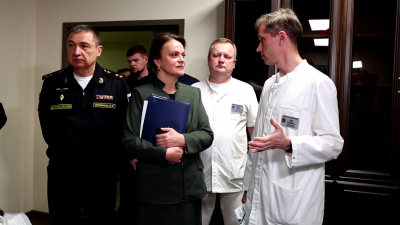 Анна Цивилёва проверила ход модернизации клиник ВМА имени Кирова