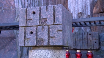 Александр Беглов в День освобождения узников почтил память жертв фашистских лагерей