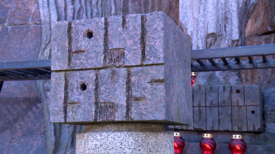 Александр Беглов в День освобождения узников почтил память жертв фашистских лагерей