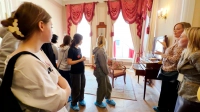 Как школьники из Мариуполя проводят каникулы в Петербурге