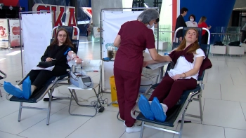 Сотрудники и болельщики ХК СКА приняли участие в Неделе популяризации донорства крови