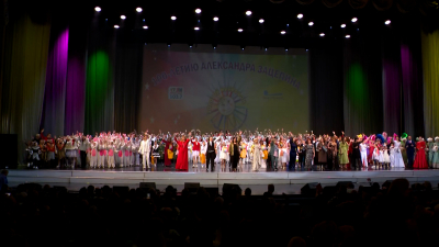 Хиты Зацепина прозвучали на XX гала-концерте «Золотой микрофон»