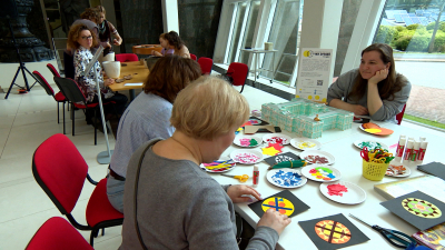 «Искусство в ощущениях»: В Эрмитаже прошли мастер-классы для посетителей с  ограниченными возможностями здоровья