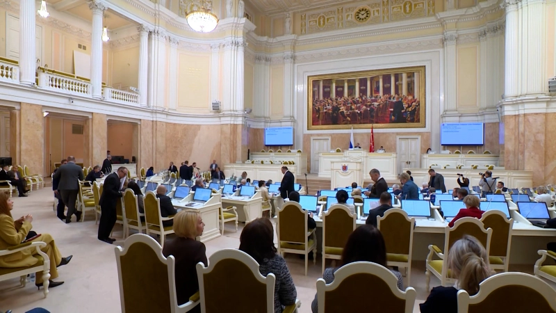 В ЗакСе обсудили законопроект о поддержке молодых специалистов в системе здравоохранения