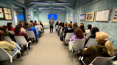 Как общаться с ребёнком без давления и конфликтов: в университете Герцена запустили «Родительский клуб»