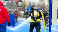 27 команд в полном снаряжении: в Петербурге выбрали самого сильного пожарного