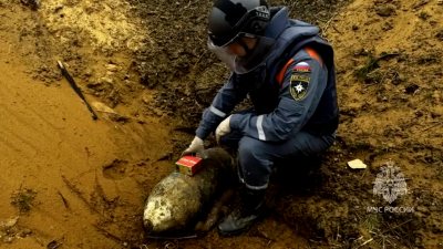 Авиабомбу времен Великой Отечественной войны обезвредили в Ленобласти