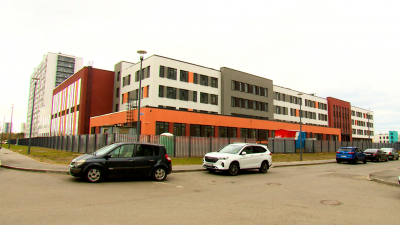 Бассейны, лифты и медиатека: новая школа в Парголово примет 1550 учеников