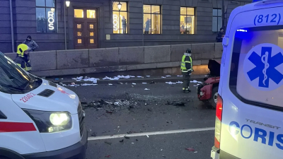 В центре Петербурга BMW устроила массовое ДТП: госпитализировано четыре человека
