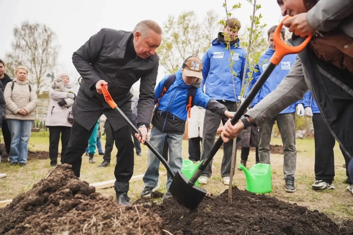 Беглов поблагодарил 200 тысяч петербуржцев за участие в «Добром субботнике» - tvspb.ru