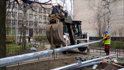 Свет для школ и поликлиники: в квартале Василеостровского района установят более 40 современных фонарей