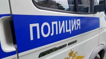 Полиция задержала одного из граффитистов, разрисовавших трамвай на улице Кораблестроителей