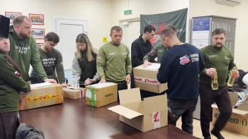 В пункты временного размещения для пострадавших в Махачкале из Петербурга доставят продукты и вещи