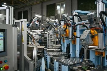 Александр Беглов: Два петербургских предприятия получат более 330 млн рублей из регионального Фонда развития промышленности на развитие инфраструктуры и роботизацию