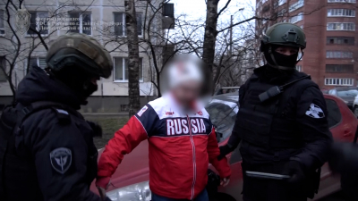 В Петербурге ФСБ и МВД помешали россиянину передать иностранцам детали от подлодки «Варшавянка»