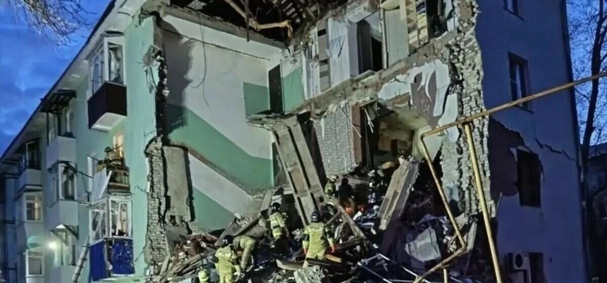 В Сызрани из-под завалов обрушившегося дома достали тела двоих погибших - tvspb.ru